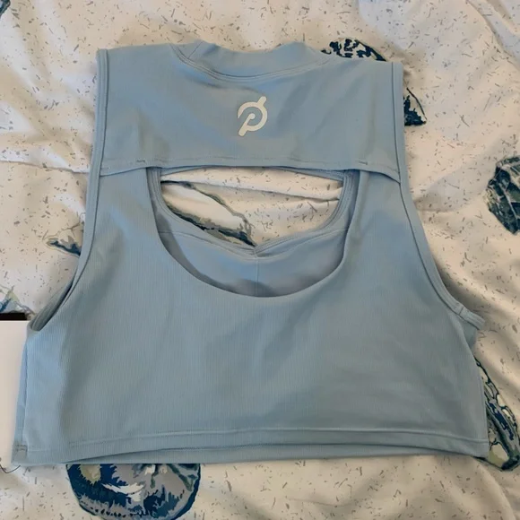 Peloton Cadent Rib Mock Neck Cutout Sports Bra Size Medium NWT - Picture 4 of 6